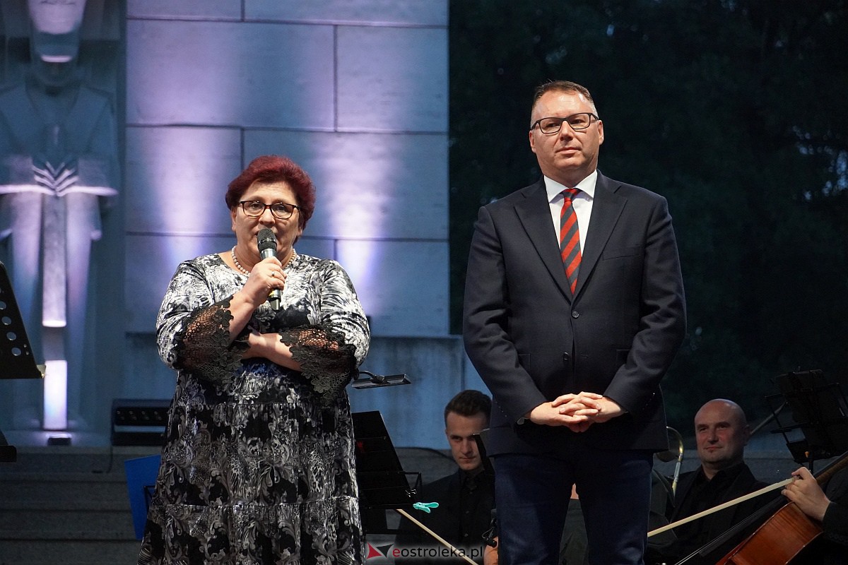 VIII Festiwal Muzyczny „Ostrołęckie Operalia”. Koncert Kocham Polskie Kino - zdjęcie #28 - eOstroleka.pl