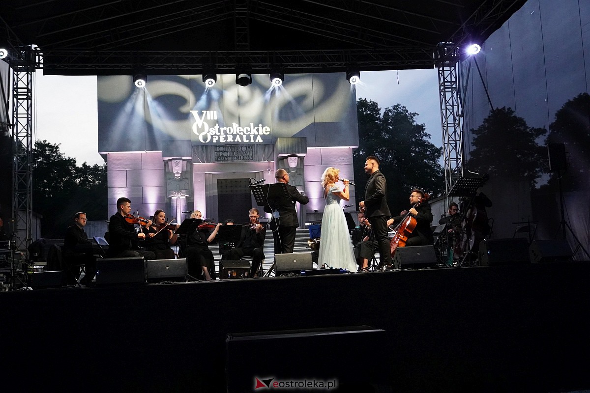 VIII Festiwal Muzyczny „Ostrołęckie Operalia”. Koncert Kocham Polskie Kino - zdjęcie #25 - eOstroleka.pl