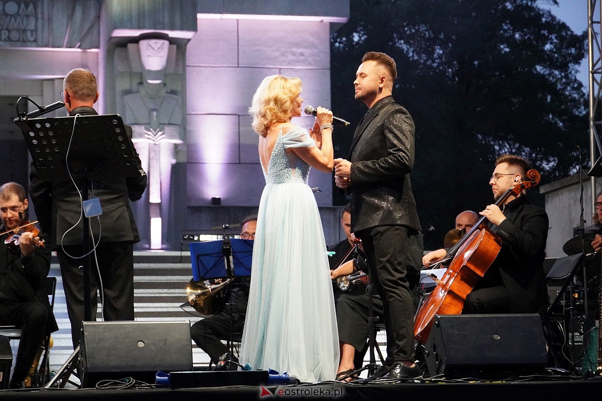 VIII Festiwal Muzyczny „Ostrołęckie Operalia”. Koncert Kocham Polskie Kino - zdjęcie #24 - eOstroleka.pl