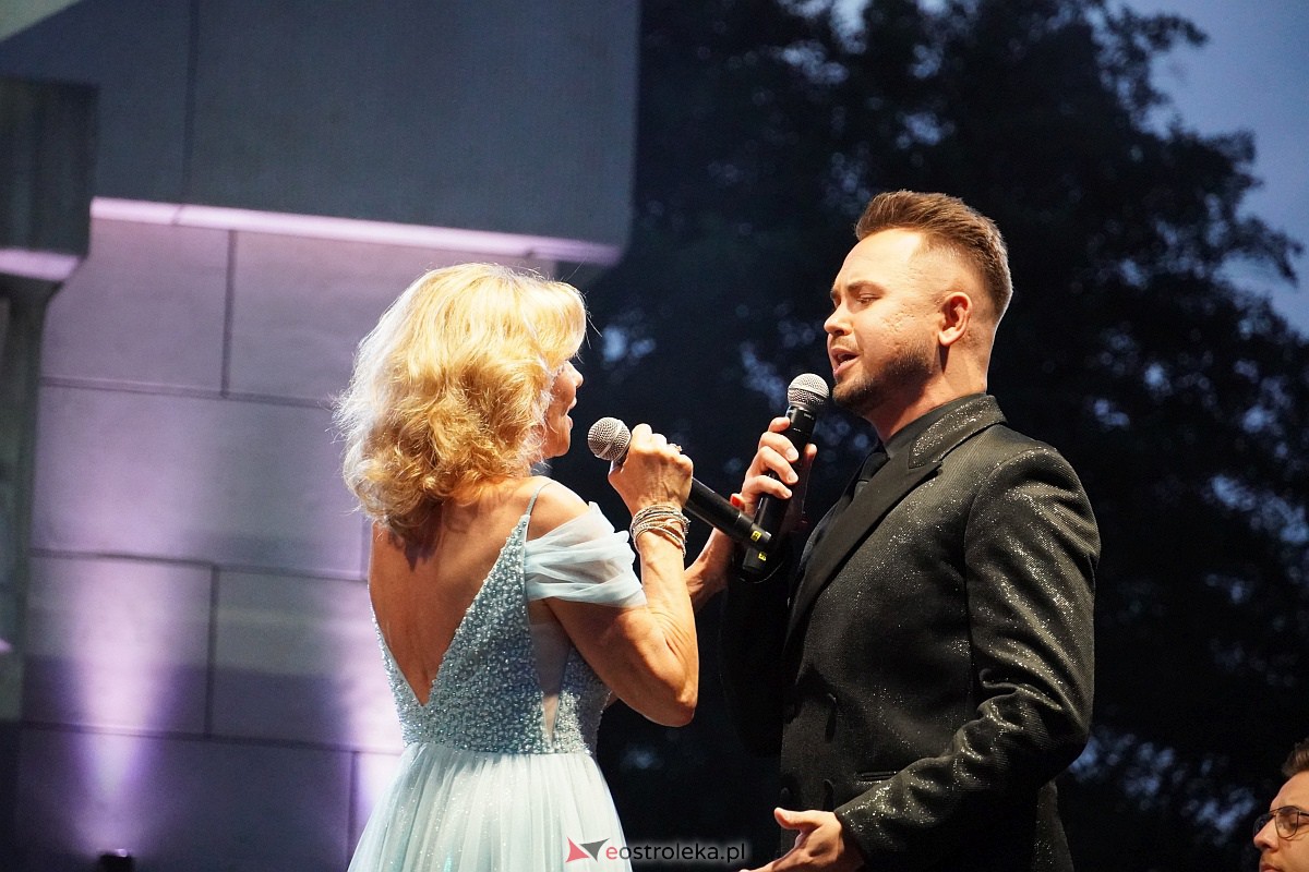 VIII Festiwal Muzyczny „Ostrołęckie Operalia”. Koncert Kocham Polskie Kino - zdjęcie #12 - eOstroleka.pl