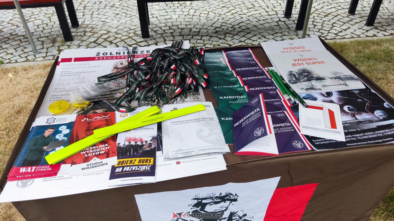 Piknik z elementami edukacji historycznej w Muzeum Żołnierzy Wyklętych [26.08.2023] - zdjęcie #3 - eOstroleka.pl