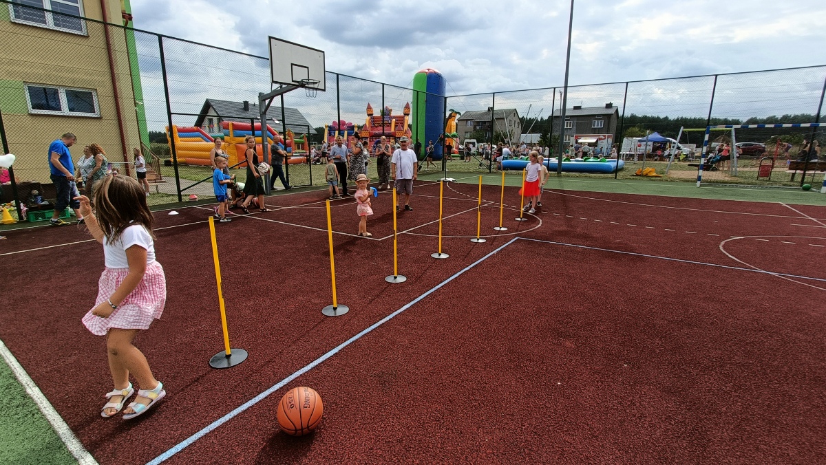Rodzinny festyn profilaktyczny w Dylewie [26.08.2023] - zdjęcie #2 - eOstroleka.pl