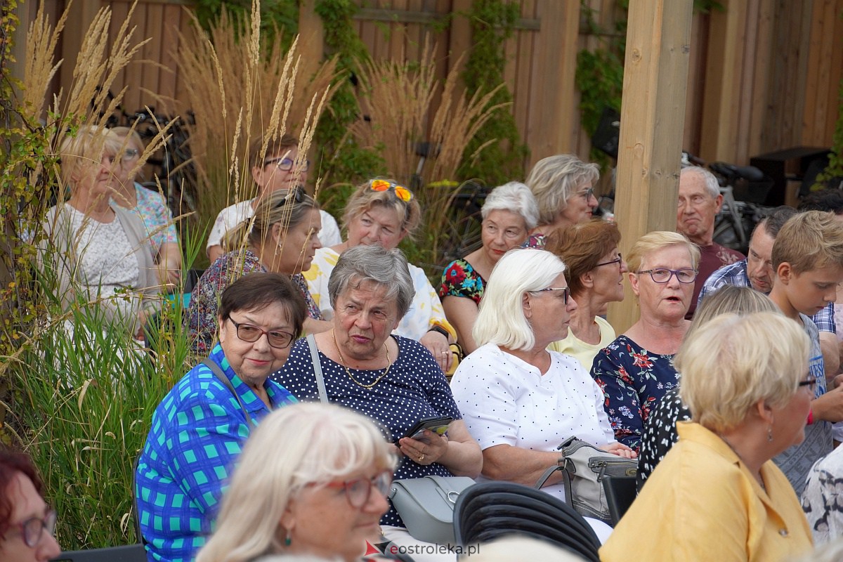 VIII Festiwal Muzyczny „Ostrołęckie Operalia” - Muzyką i poezją o miłości 2 - Rzekuń [26.08.2023] - zdjęcie #54 - eOstroleka.pl