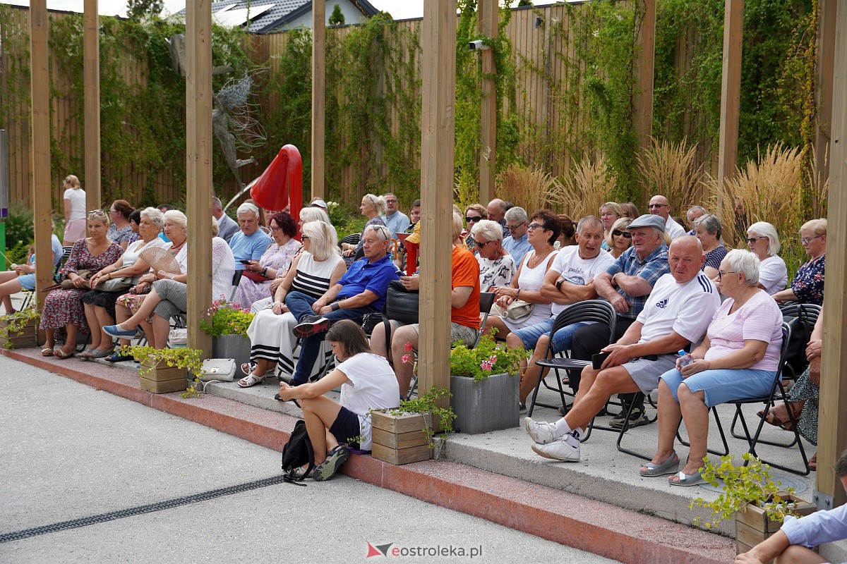 VIII Festiwal Muzyczny „Ostrołęckie Operalia” - Muzyką i poezją o miłości 2 - Rzekuń [26.08.2023] - zdjęcie #38 - eOstroleka.pl