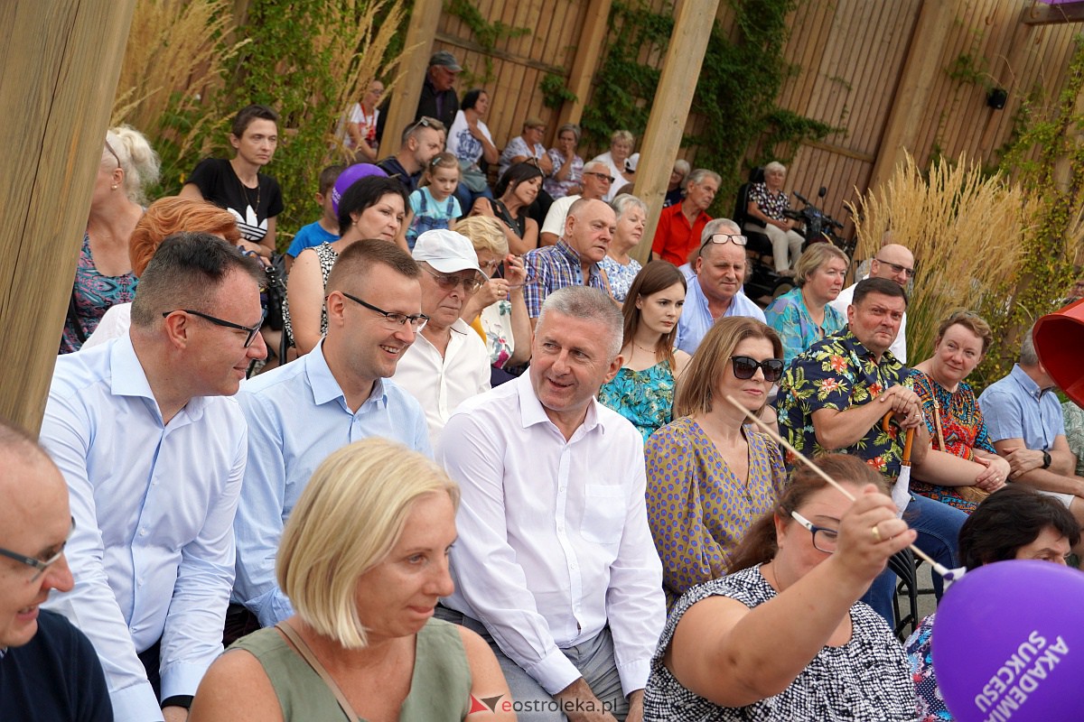 VIII Festiwal Muzyczny „Ostrołęckie Operalia” - Muzyką i poezją o miłości 2 - Rzekuń [26.08.2023] - zdjęcie #24 - eOstroleka.pl