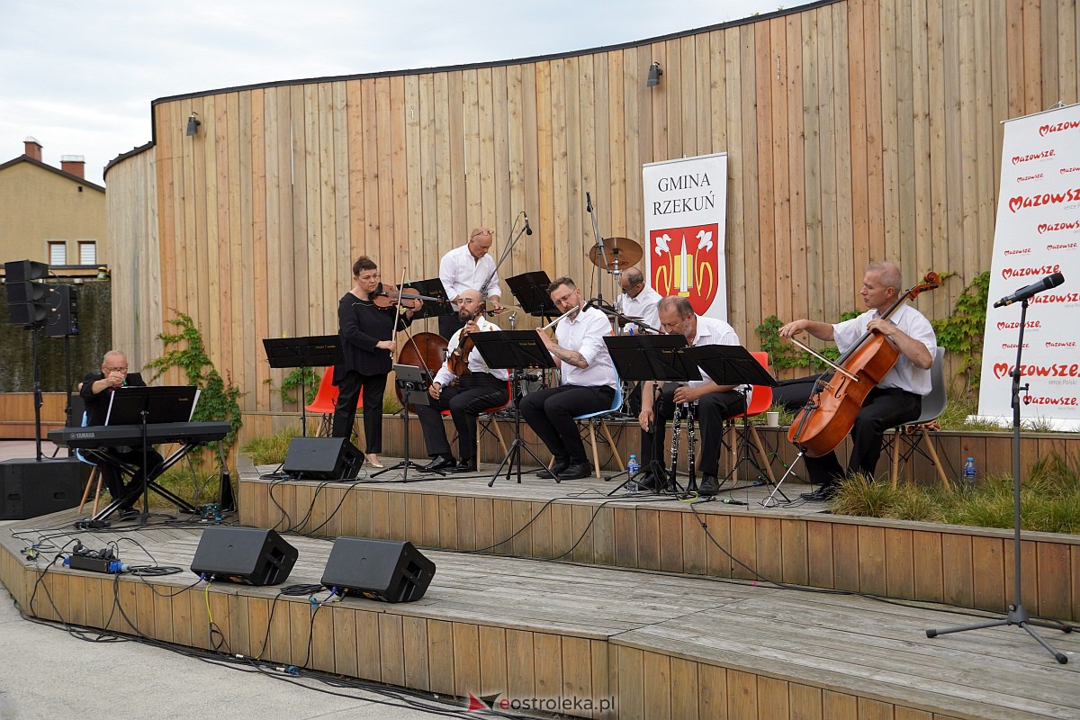VIII Festiwal Muzyczny „Ostrołęckie Operalia” - Muzyką i poezją o miłości 2 - Rzekuń [26.08.2023] - zdjęcie #17 - eOstroleka.pl