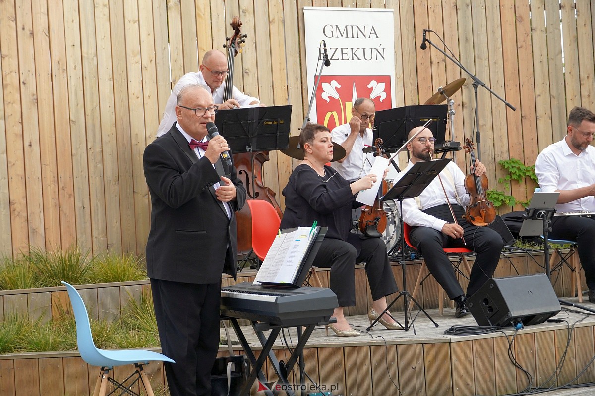 VIII Festiwal Muzyczny „Ostrołęckie Operalia” - Muzyką i poezją o miłości 2 - Rzekuń [26.08.2023] - zdjęcie #15 - eOstroleka.pl