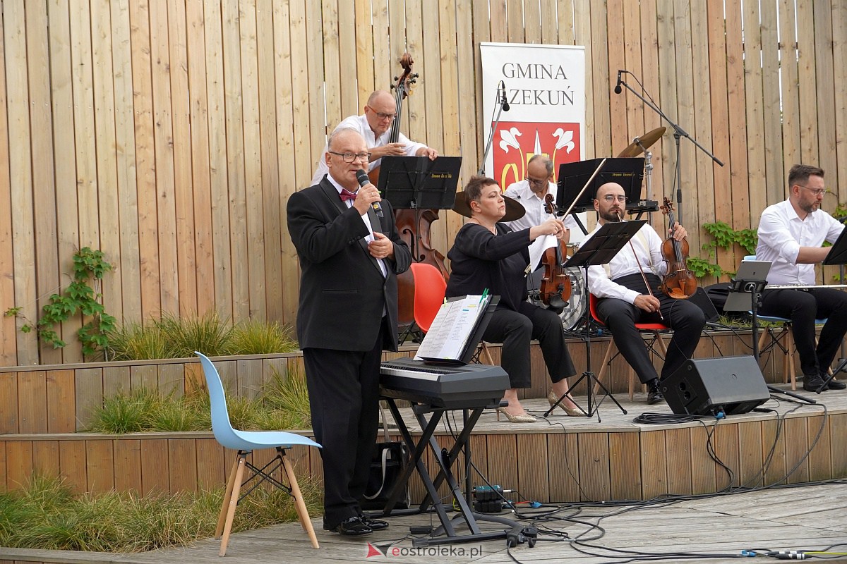 VIII Festiwal Muzyczny „Ostrołęckie Operalia” - Muzyką i poezją o miłości 2 - Rzekuń [26.08.2023] - zdjęcie #14 - eOstroleka.pl