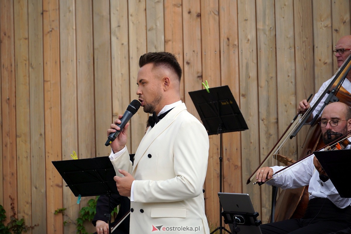 VIII Festiwal Muzyczny „Ostrołęckie Operalia” - Muzyką i poezją o miłości 2 - Rzekuń [26.08.2023] - zdjęcie #6 - eOstroleka.pl