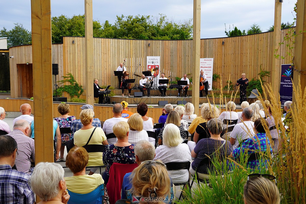 VIII Festiwal Muzyczny „Ostrołęckie Operalia” - Muzyką i poezją o miłości 2 - Rzekuń [26.08.2023] - zdjęcie #2 - eOstroleka.pl