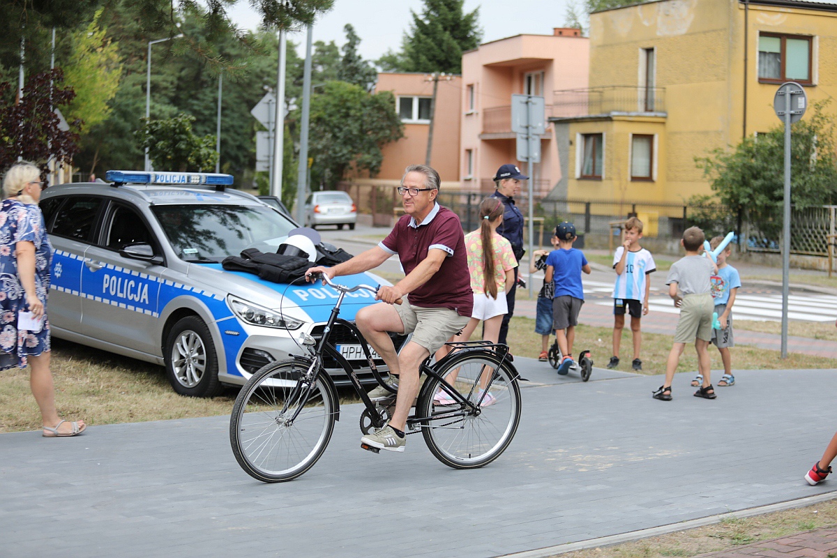 Rodzinny festyn na osiedlu Traugutta [26.08.2023] - zdjęcie #34 - eOstroleka.pl