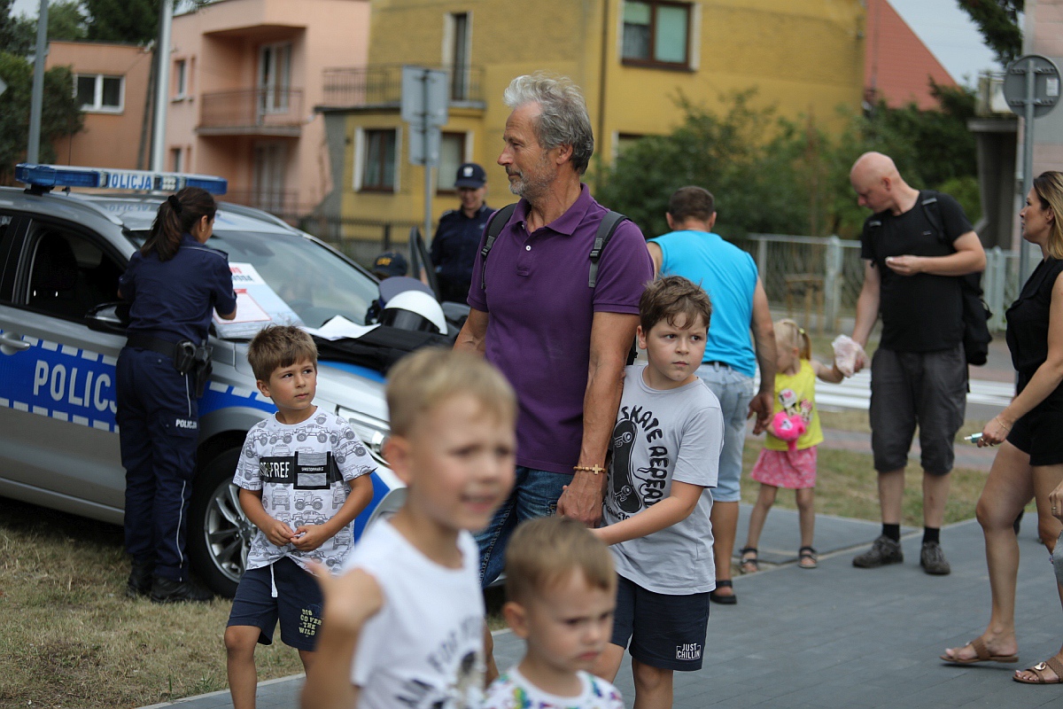 Rodzinny festyn na osiedlu Traugutta [26.08.2023] - zdjęcie #27 - eOstroleka.pl