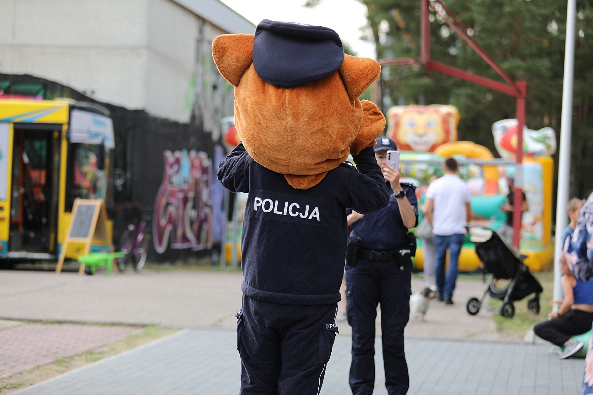 Rodzinny festyn na osiedlu Traugutta [26.08.2023] - zdjęcie #10 - eOstroleka.pl