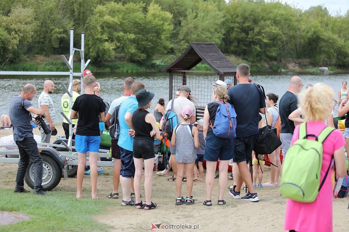 Rodzinny spływ kajakowy Narwią. To przedsmak jutrzejszych zawodów! [26.08.2023] - zdjęcie #16 - eOstroleka.pl