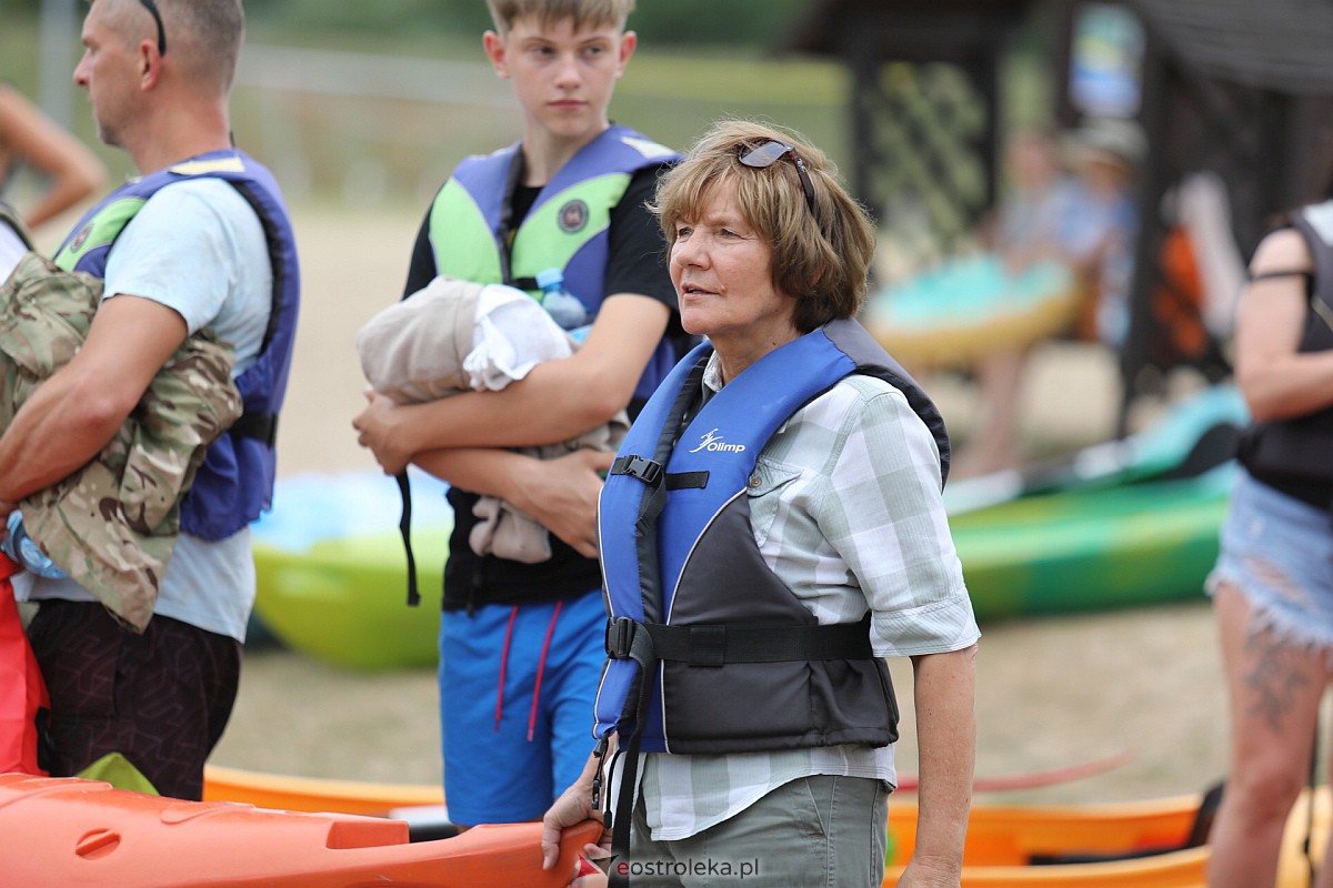 Rodzinny spływ kajakowy Narwią. To przedsmak jutrzejszych zawodów! [26.08.2023] - zdjęcie #86 - eOstroleka.pl