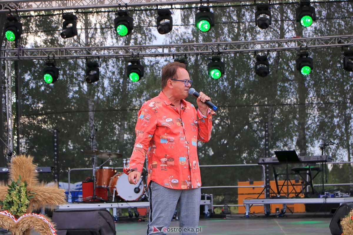 Piotr Pręgowski na dożynkach w Gminie Olszewo Borki [26.08.2023] - zdjęcie #71 - eOstroleka.pl