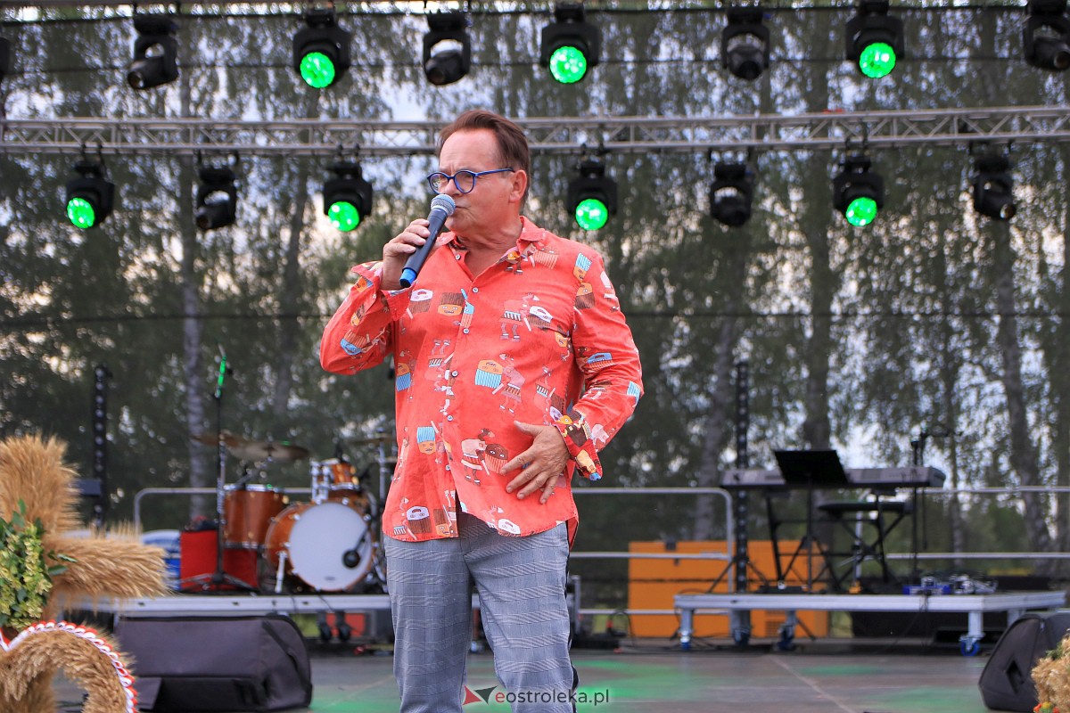 Piotr Pręgowski na dożynkach w Gminie Olszewo Borki [26.08.2023] - zdjęcie #55 - eOstroleka.pl