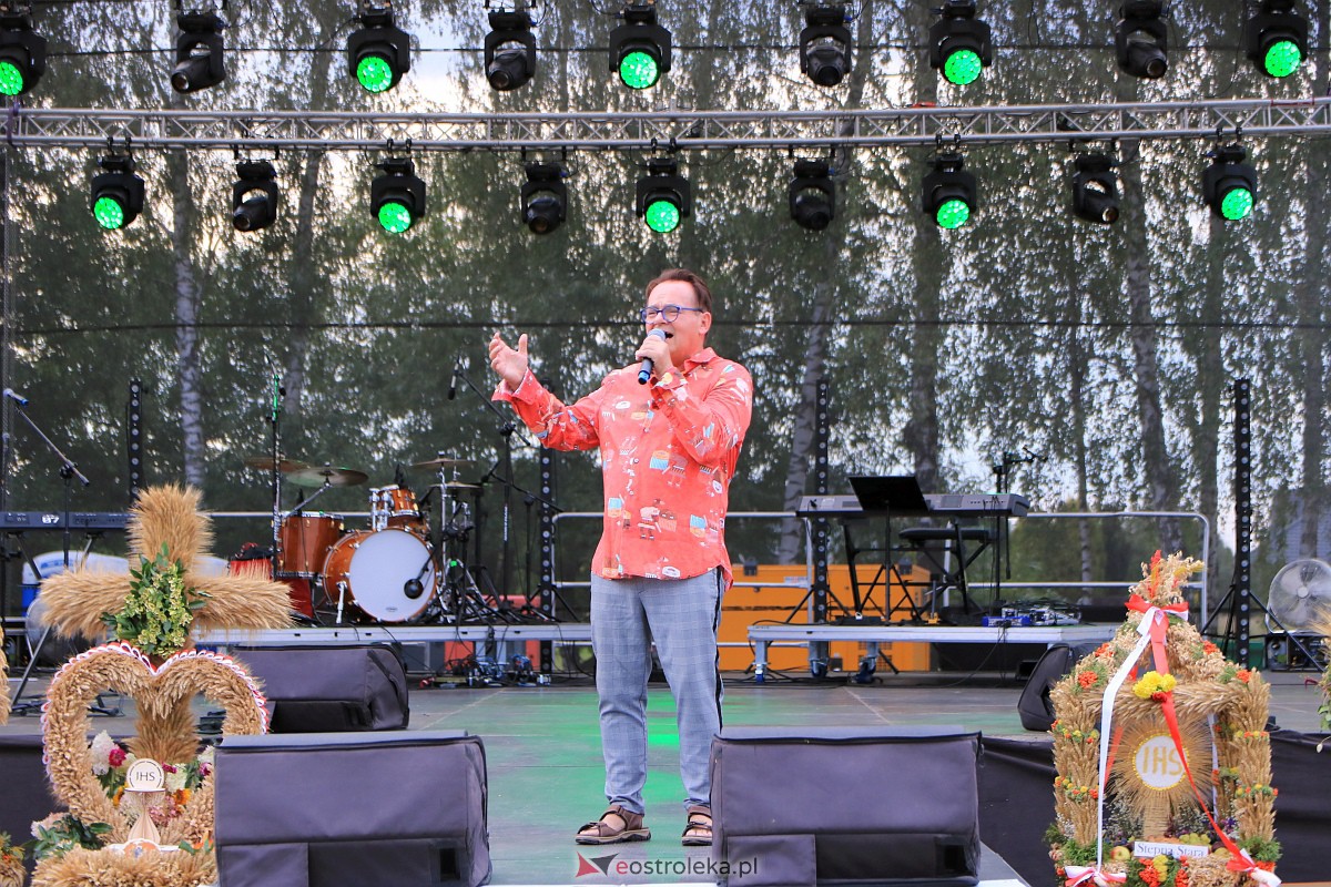 Piotr Pręgowski na dożynkach w Gminie Olszewo Borki [26.08.2023] - zdjęcie #53 - eOstroleka.pl