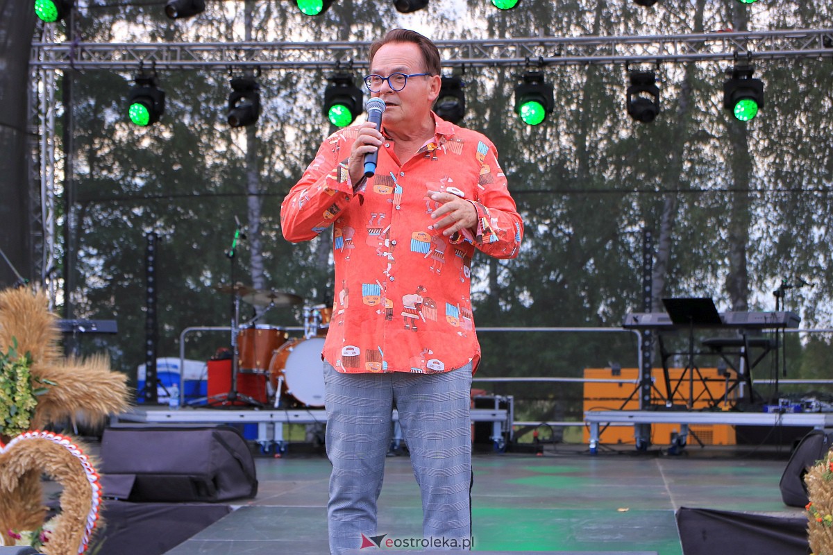 Piotr Pręgowski na dożynkach w Gminie Olszewo Borki [26.08.2023] - zdjęcie #48 - eOstroleka.pl