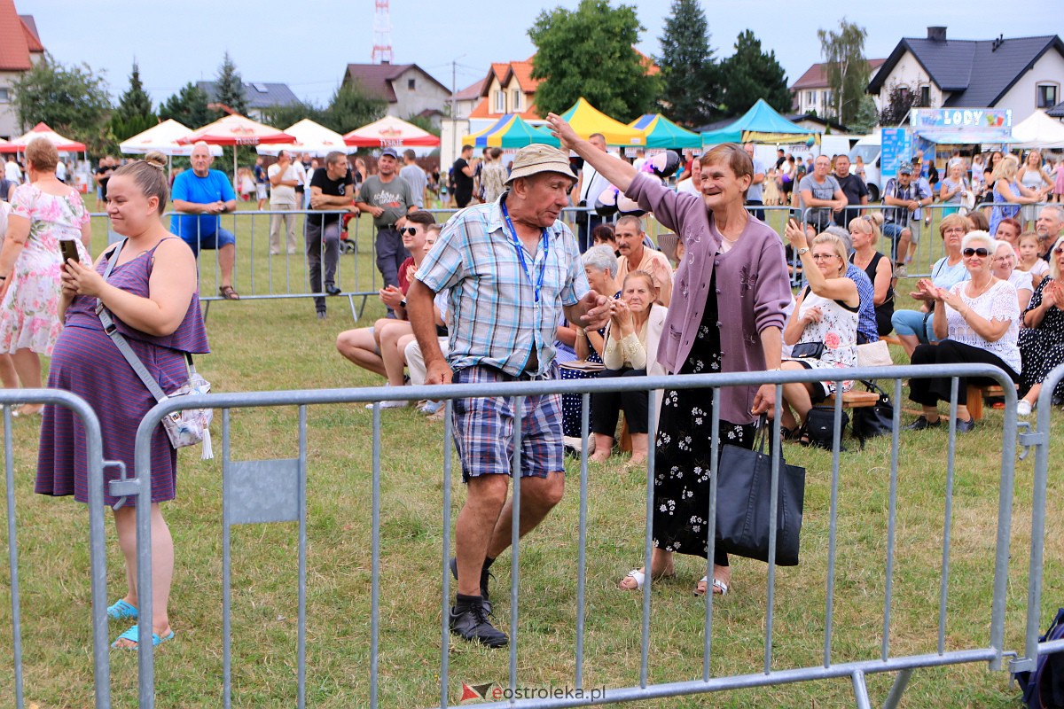 Piotr Pręgowski na dożynkach w Gminie Olszewo Borki [26.08.2023] - zdjęcie #30 - eOstroleka.pl