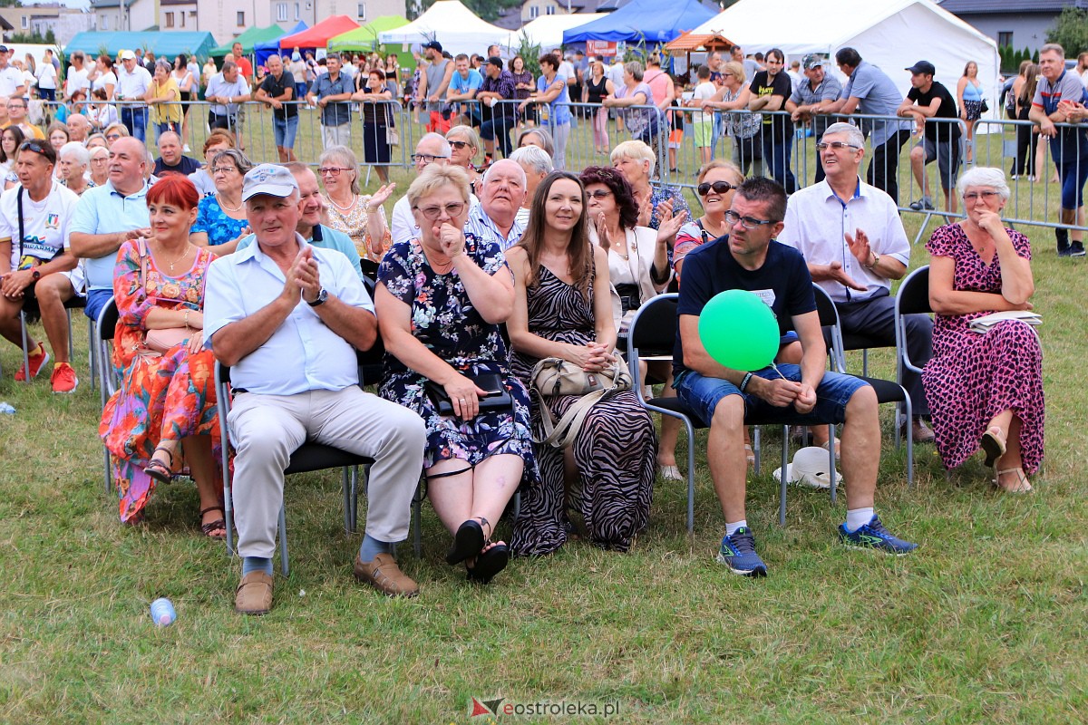 Piotr Pręgowski na dożynkach w Gminie Olszewo Borki [26.08.2023] - zdjęcie #28 - eOstroleka.pl