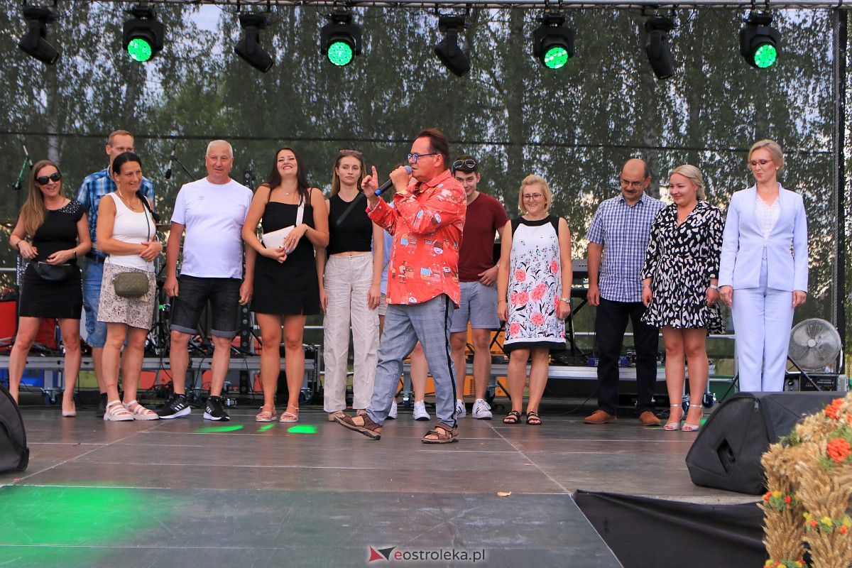 Piotr Pręgowski na dożynkach w Gminie Olszewo Borki [26.08.2023] - zdjęcie #15 - eOstroleka.pl