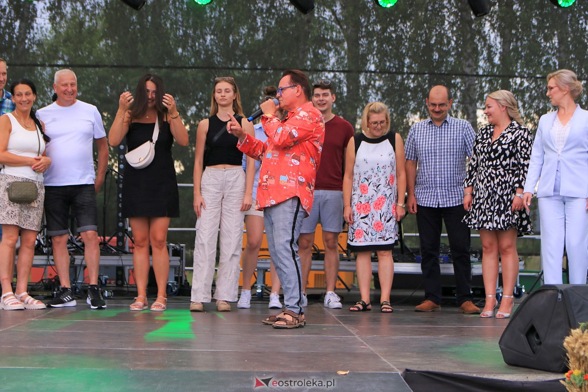 Piotr Pręgowski na dożynkach w Gminie Olszewo Borki [26.08.2023] - zdjęcie #14 - eOstroleka.pl