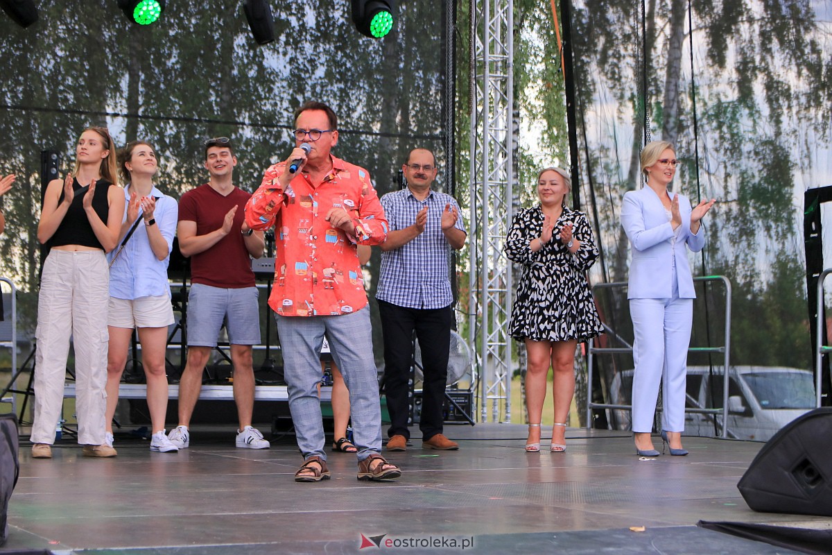 Piotr Pręgowski na dożynkach w Gminie Olszewo Borki [26.08.2023] - zdjęcie #7 - eOstroleka.pl