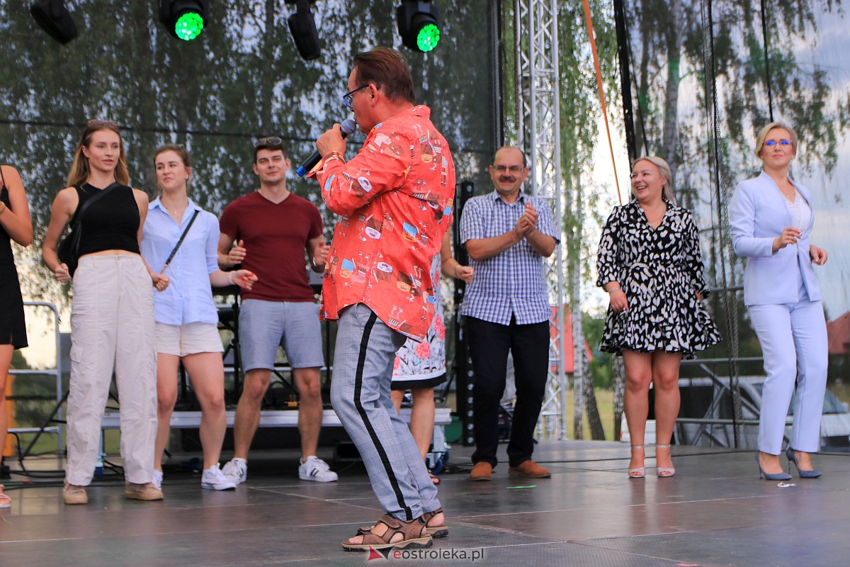 Piotr Pręgowski na dożynkach w Gminie Olszewo Borki [26.08.2023] - zdjęcie #1 - eOstroleka.pl