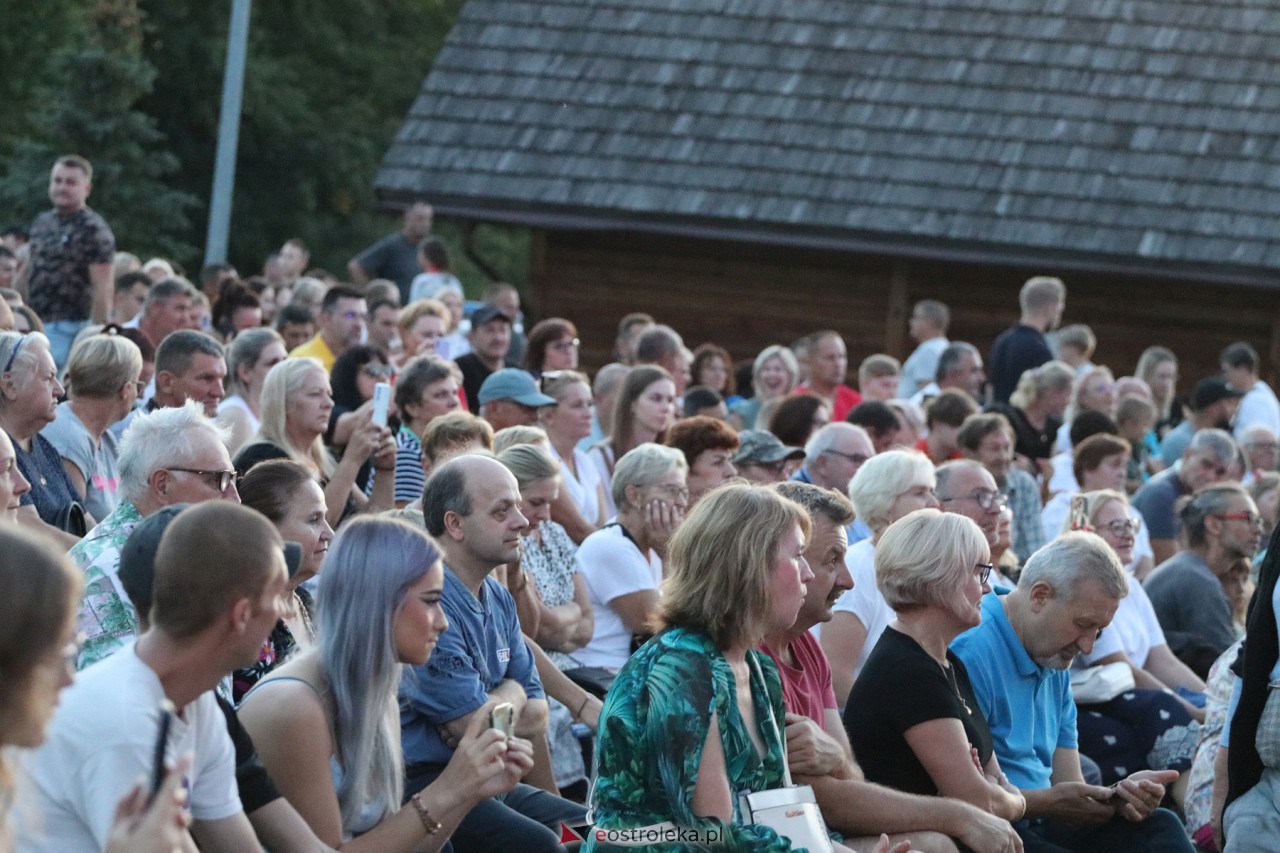 Miodobraniowa Noc Kabaretowa 2023 [26.08.2023] - zdjęcie #139 - eOstroleka.pl