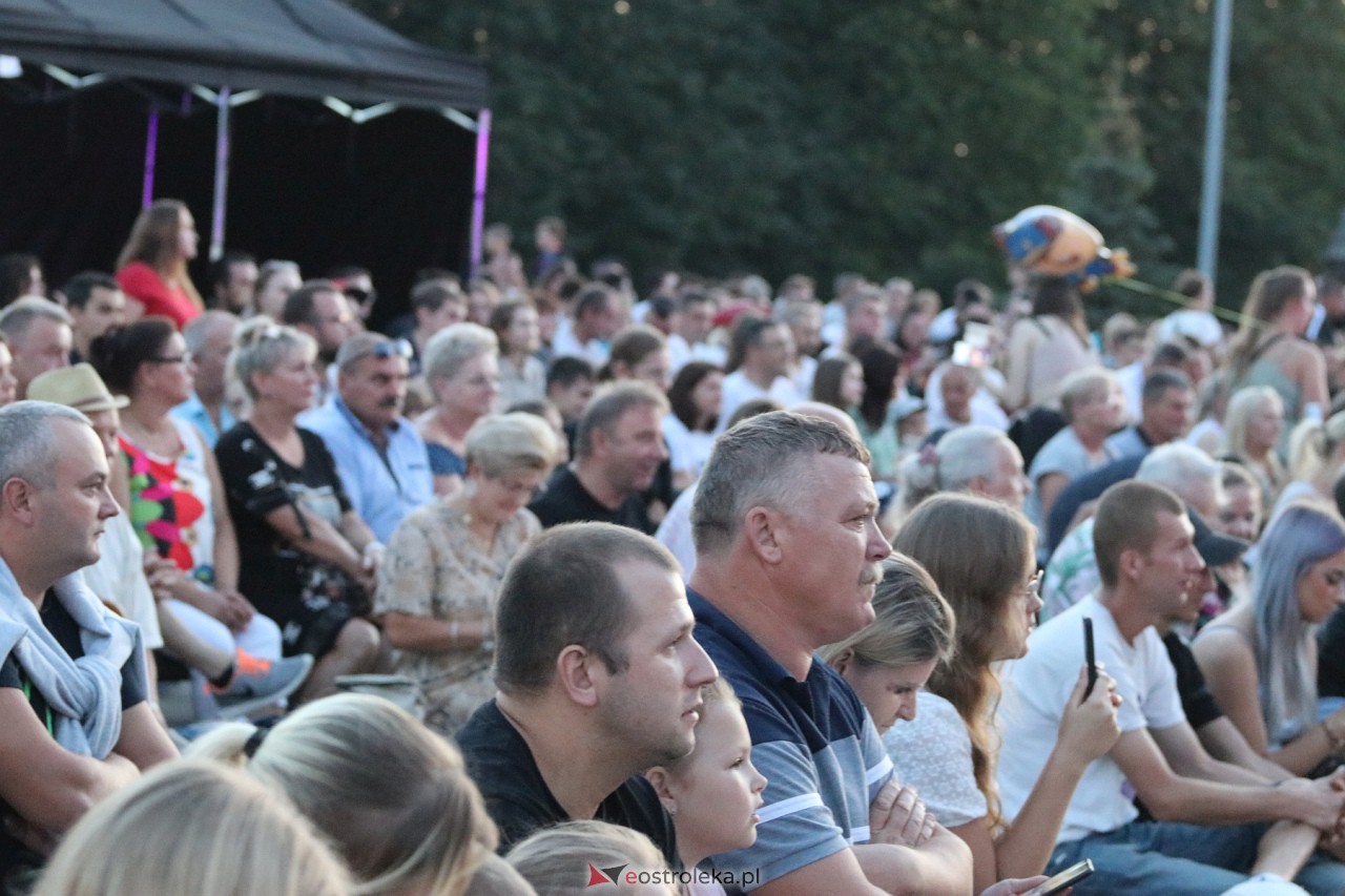 Miodobraniowa Noc Kabaretowa 2023 [26.08.2023] - zdjęcie #135 - eOstroleka.pl