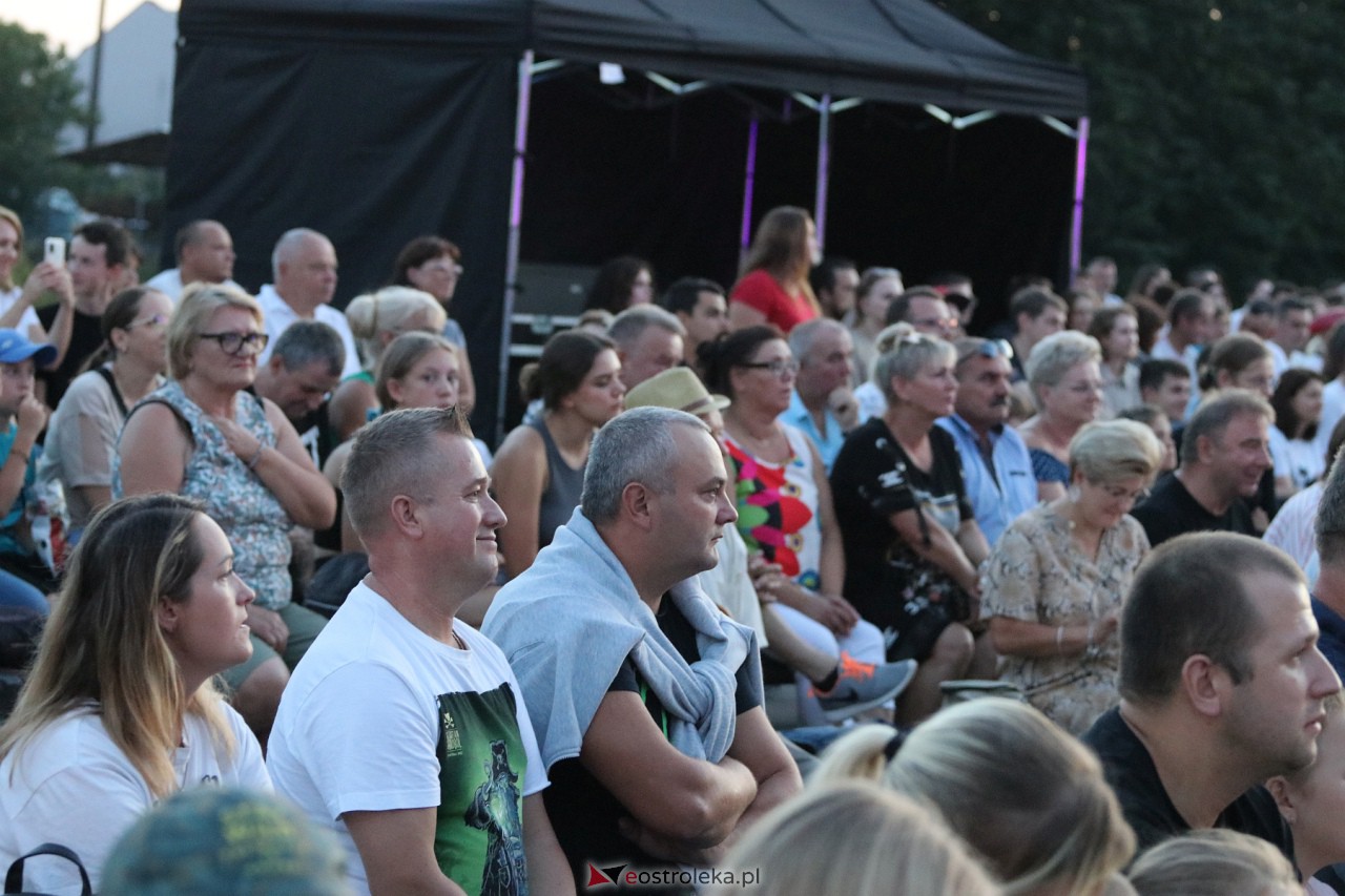 Miodobraniowa Noc Kabaretowa 2023 [26.08.2023] - zdjęcie #134 - eOstroleka.pl