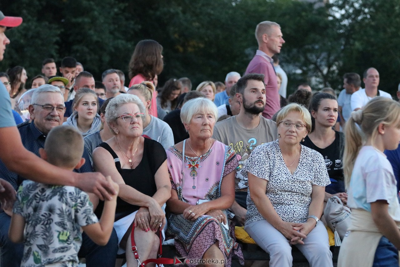 Miodobraniowa Noc Kabaretowa 2023 [26.08.2023] - zdjęcie #126 - eOstroleka.pl