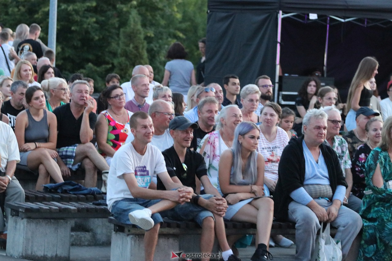 Miodobraniowa Noc Kabaretowa 2023 [26.08.2023] - zdjęcie #122 - eOstroleka.pl