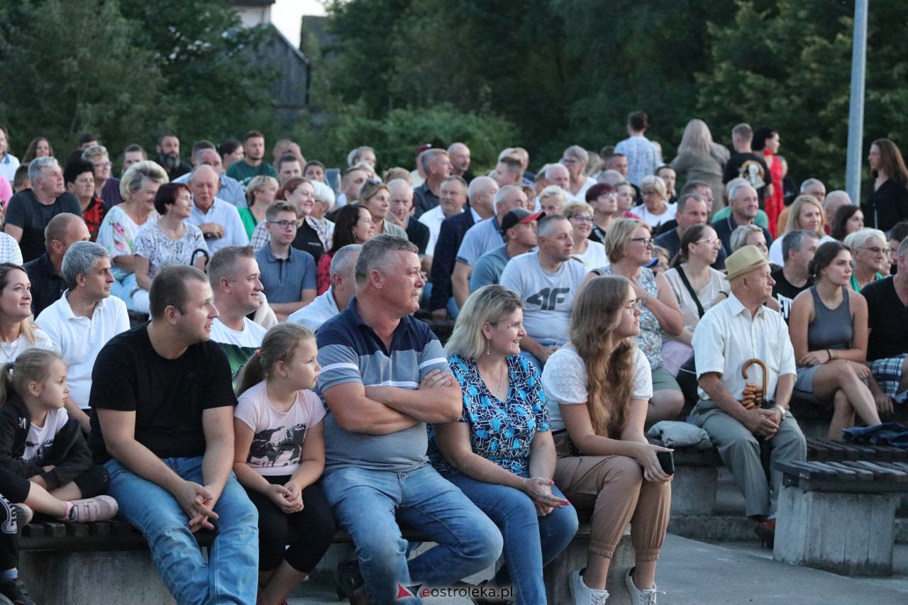 Miodobraniowa Noc Kabaretowa 2023 [26.08.2023] - zdjęcie #121 - eOstroleka.pl