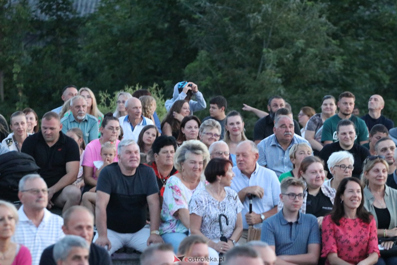 Miodobraniowa Noc Kabaretowa 2023 [26.08.2023] - zdjęcie #117 - eOstroleka.pl