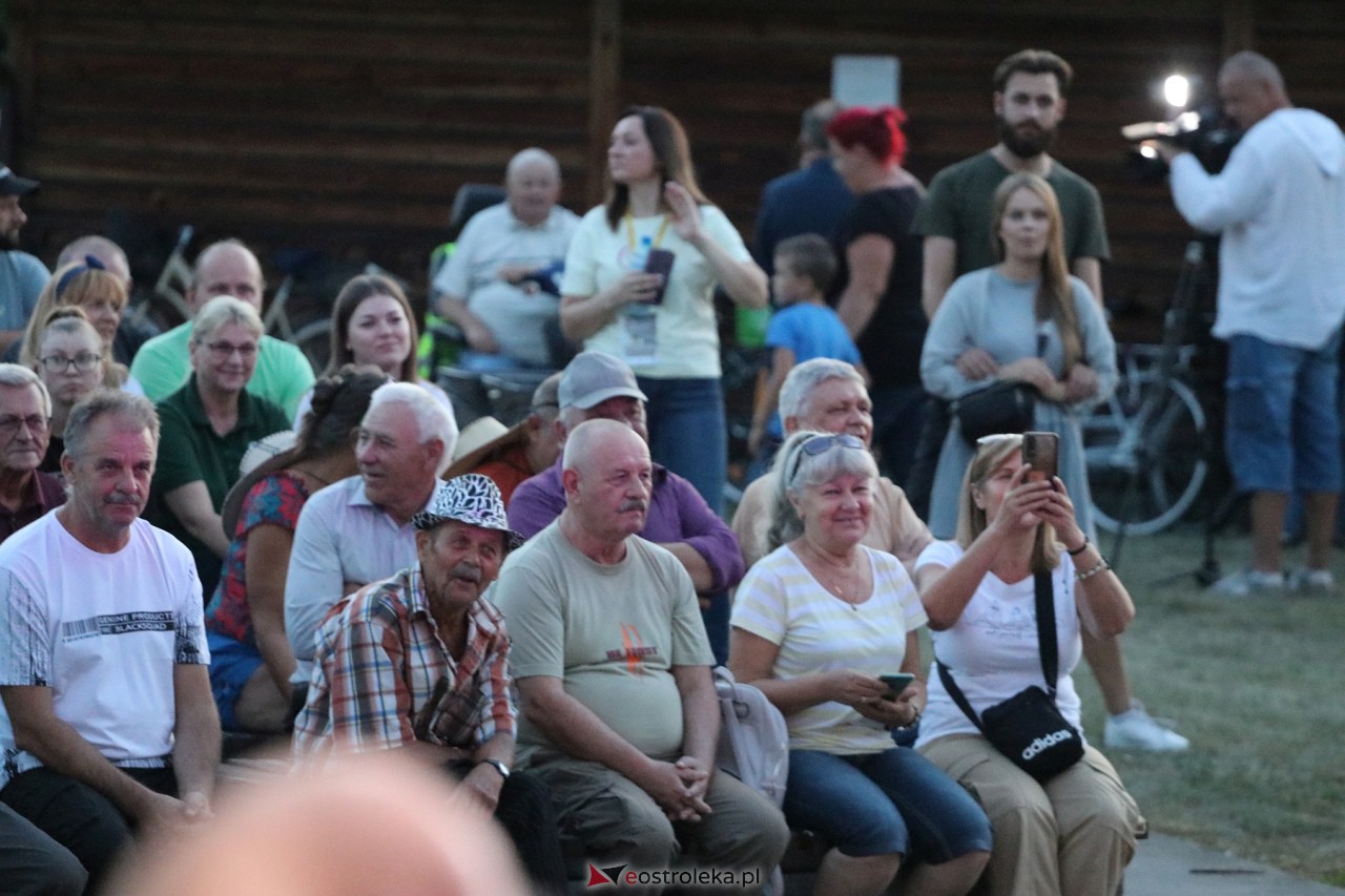 Miodobraniowa Noc Kabaretowa 2023 [26.08.2023] - zdjęcie #109 - eOstroleka.pl