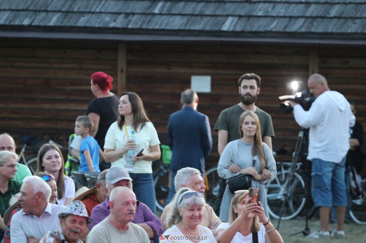 Miodobraniowa Noc Kabaretowa 2023 [26.08.2023] - zdjęcie #108 - eOstroleka.pl