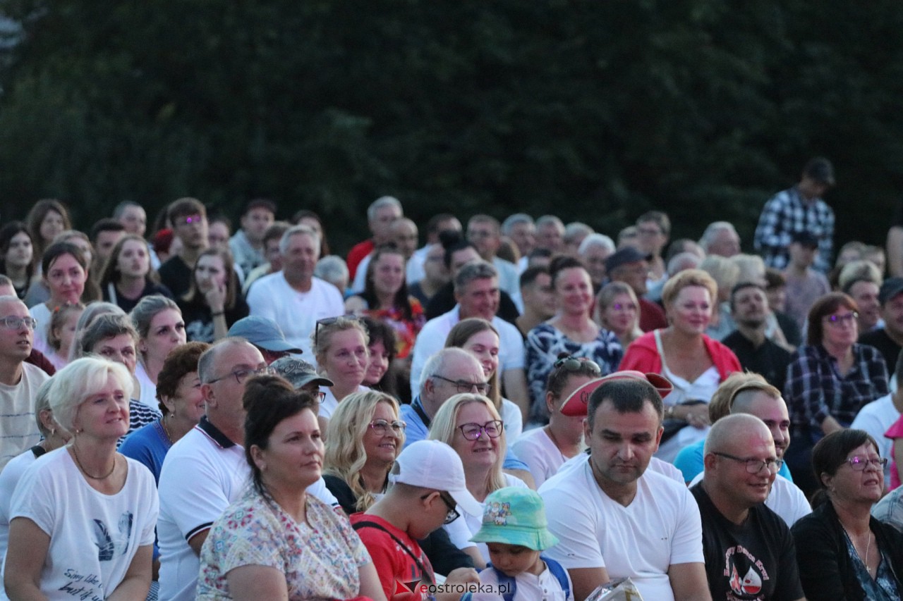 Miodobraniowa Noc Kabaretowa 2023 [26.08.2023] - zdjęcie #103 - eOstroleka.pl
