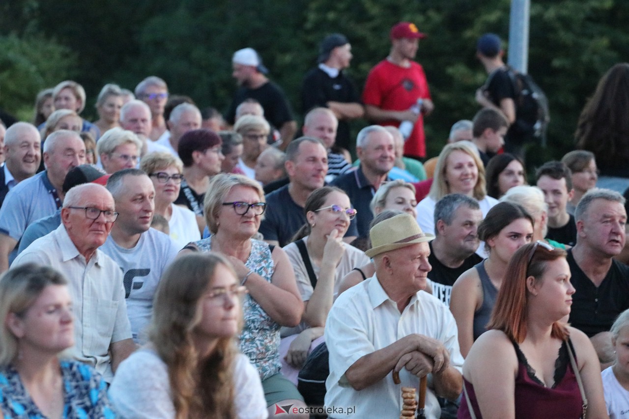 Miodobraniowa Noc Kabaretowa 2023 [26.08.2023] - zdjęcie #101 - eOstroleka.pl