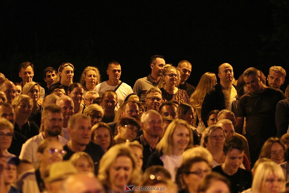 Miodobraniowa Noc Kabaretowa 2023 [26.08.2023] - zdjęcie #79 - eOstroleka.pl