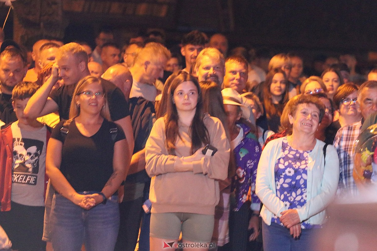 Miodobraniowa Noc Kabaretowa 2023 [26.08.2023] - zdjęcie #76 - eOstroleka.pl
