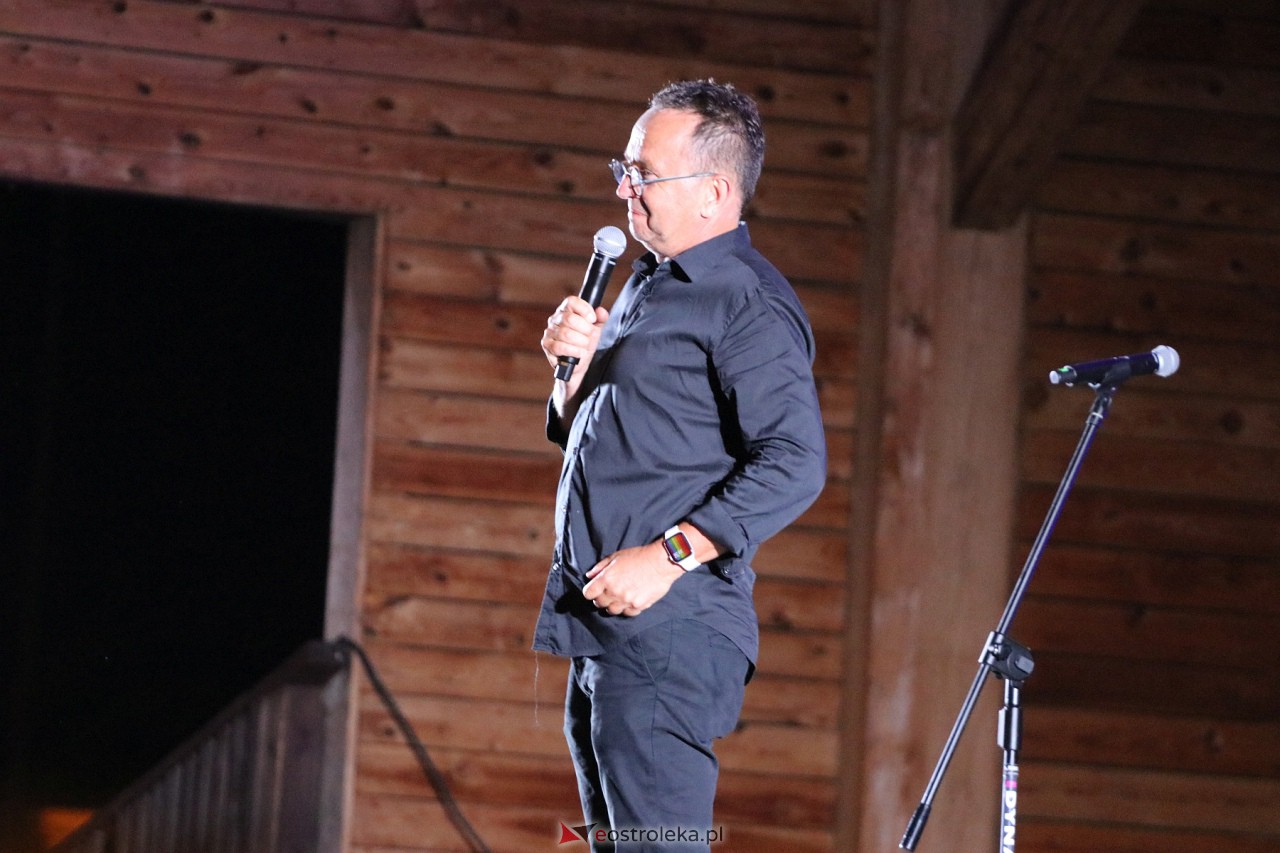 Miodobraniowa Noc Kabaretowa 2023 [26.08.2023] - zdjęcie #5 - eOstroleka.pl