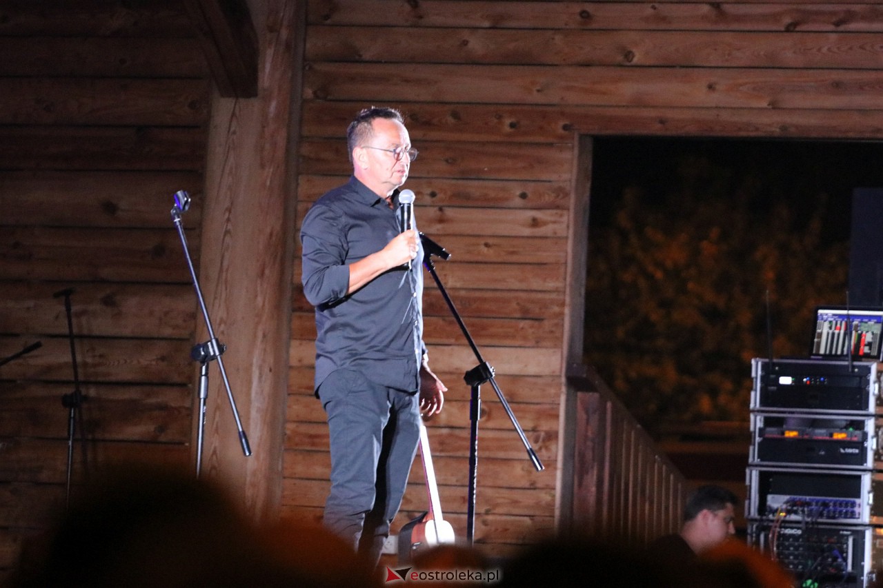 Miodobraniowa Noc Kabaretowa 2023 [26.08.2023] - zdjęcie #3 - eOstroleka.pl