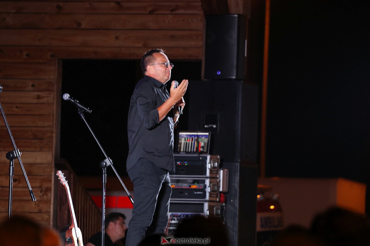 Miodobraniowa Noc Kabaretowa 2023 [26.08.2023] - zdjęcie #1 - eOstroleka.pl