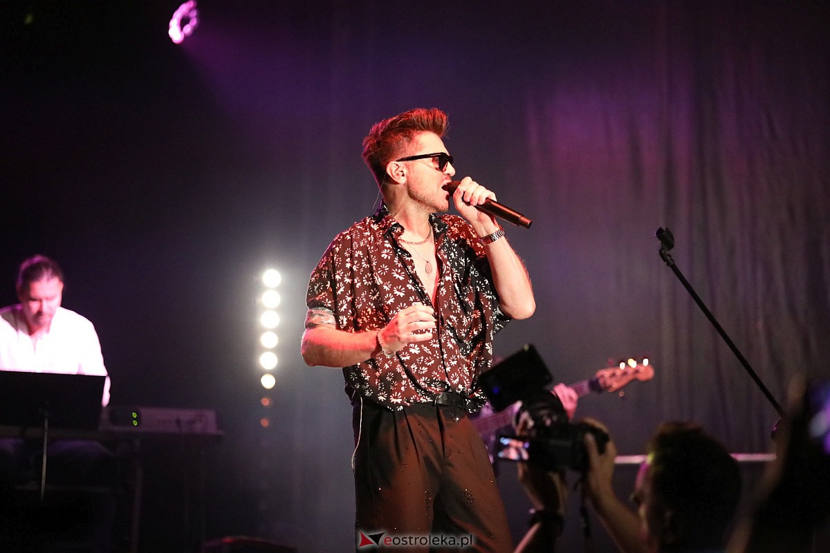 Dożynki gminne w Olszewie-Borkach - Łukasz Zagrobelny z zespołem [26.08.2023] - zdjęcie #41 - eOstroleka.pl