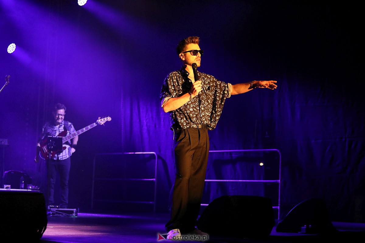 Dożynki gminne w Olszewie-Borkach - Łukasz Zagrobelny z zespołem [26.08.2023] - zdjęcie #29 - eOstroleka.pl