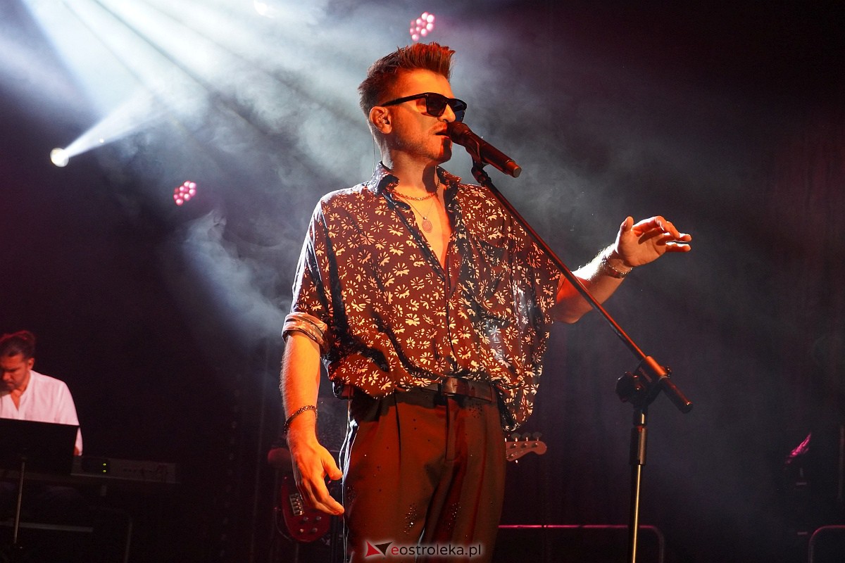 Dożynki gminne w Olszewie-Borkach - Łukasz Zagrobelny z zespołem [26.08.2023] - zdjęcie #114 - eOstroleka.pl