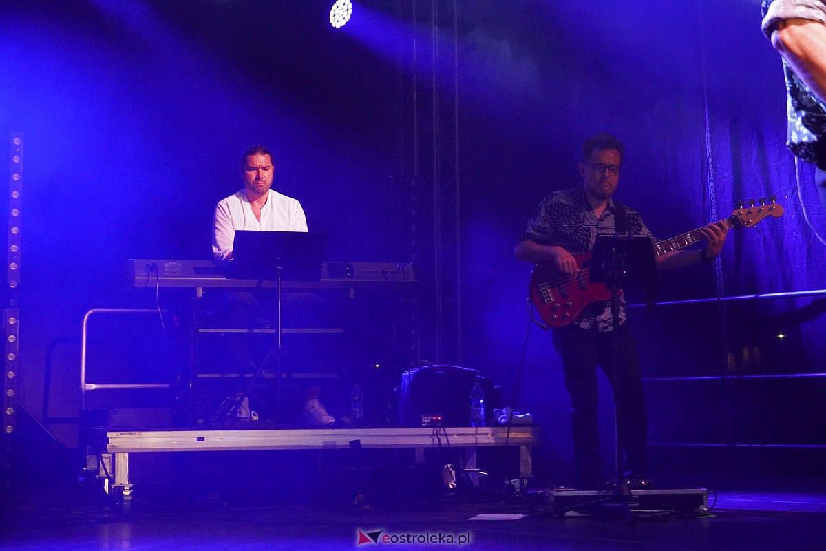 Dożynki gminne w Olszewie-Borkach - Łukasz Zagrobelny z zespołem [26.08.2023] - zdjęcie #112 - eOstroleka.pl