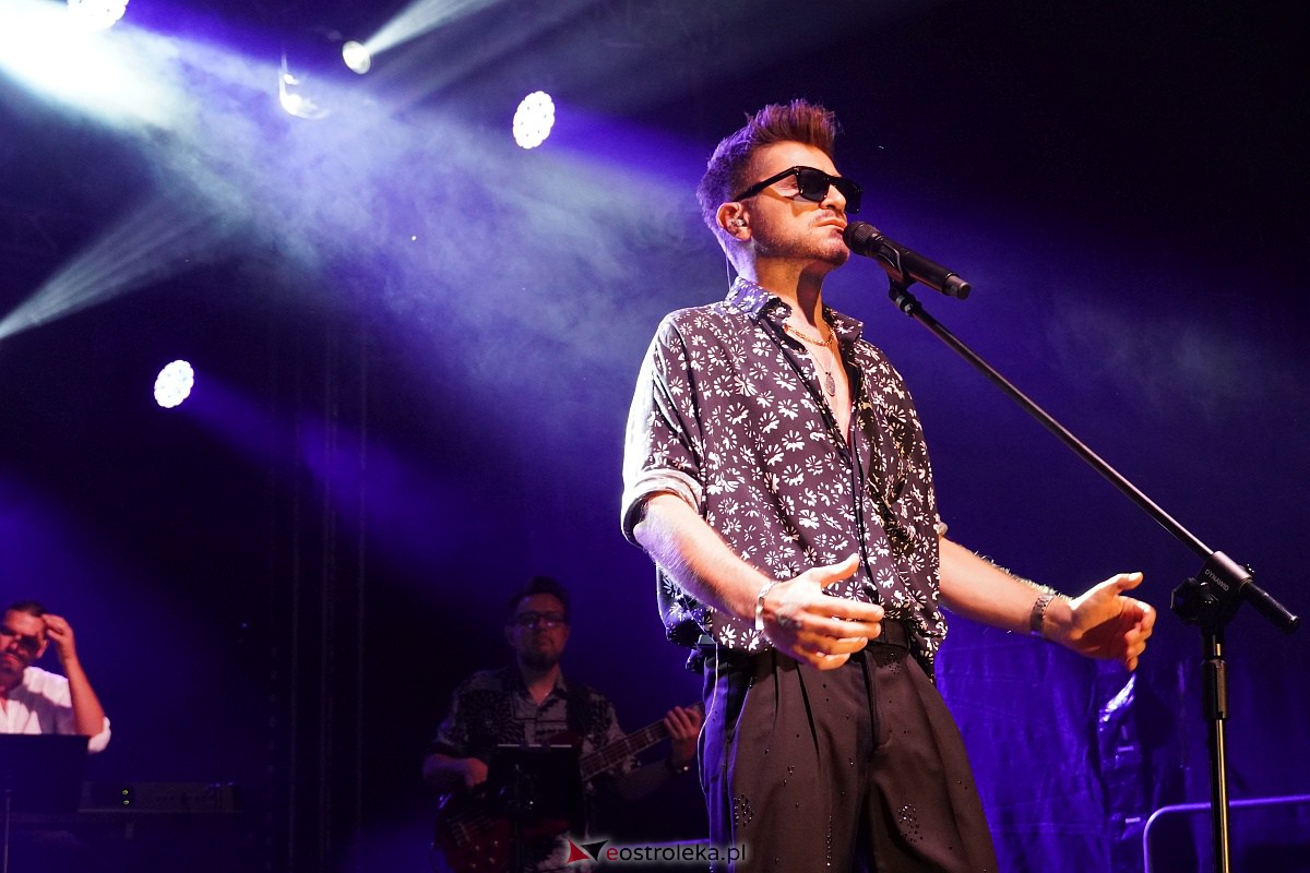 Dożynki gminne w Olszewie-Borkach - Łukasz Zagrobelny z zespołem [26.08.2023] - zdjęcie #109 - eOstroleka.pl